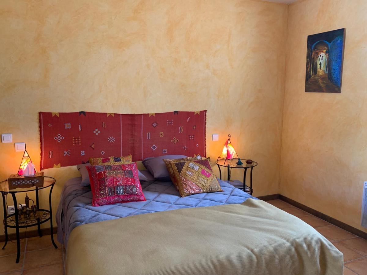 Les Logis Du Breuil Bed and Breakfast Marchéville Exteriör bild