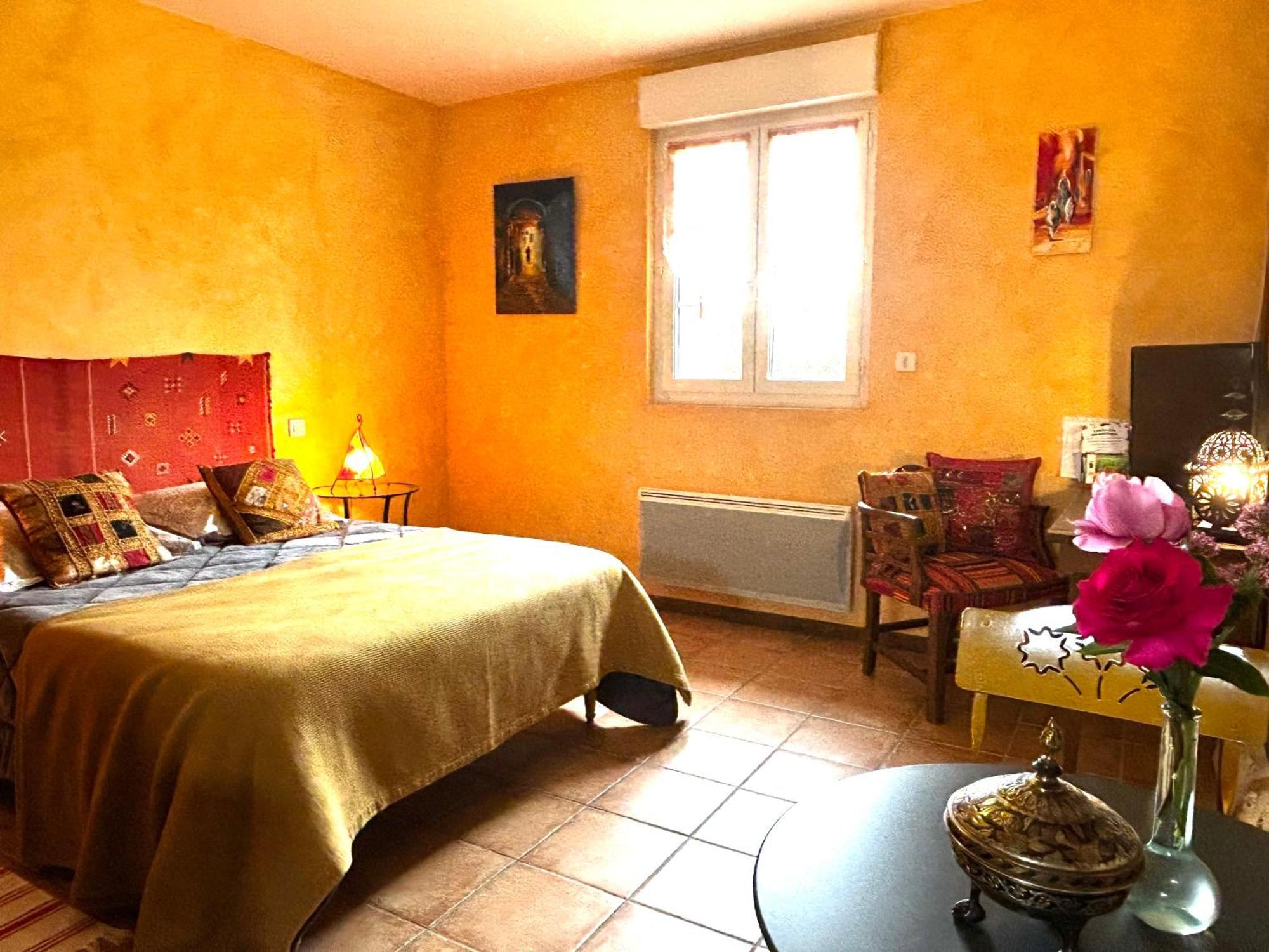Les Logis Du Breuil Bed and Breakfast Marchéville Exteriör bild